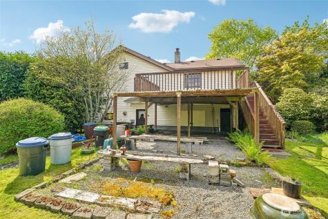 8812 Dibble Avenue NW Seattle WA 98117