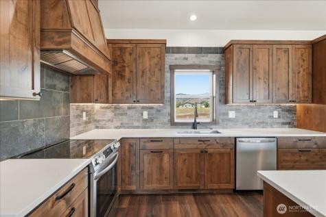110 Slide View Lane Manson WA 98831