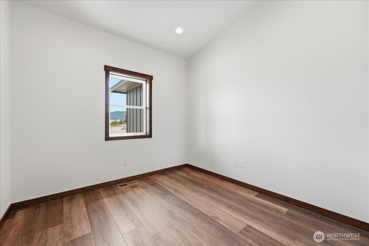 110 Slide View Lane Manson WA 98831