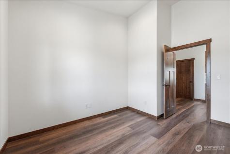110 Slide View Lane Manson WA 98831