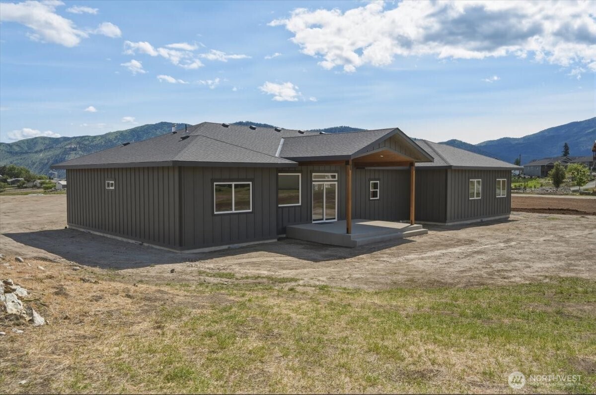 110 Slide View Lane Manson WA 98831
