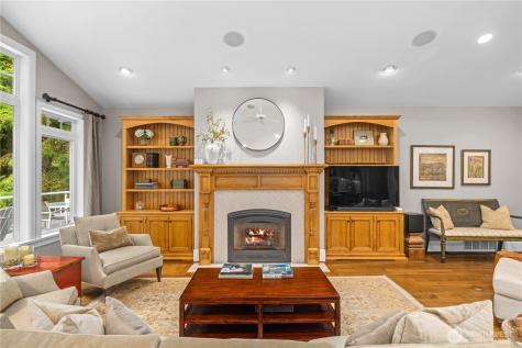 25314 SE 28th Street Sammamish WA 98075