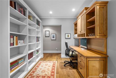 25314 SE 28th Street Sammamish WA 98075