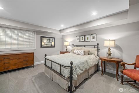 25314 SE 28th Street Sammamish WA 98075