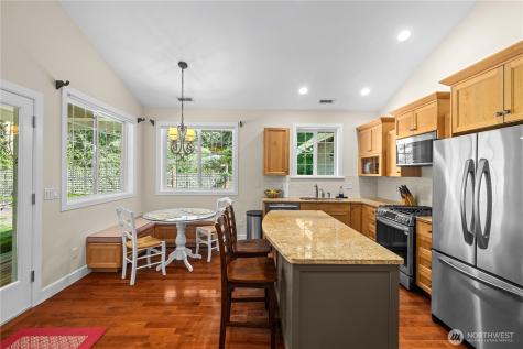 25314 SE 28th Street Sammamish WA 98075