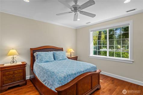 25314 SE 28th Street Sammamish WA 98075