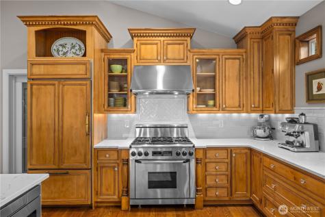 25314 SE 28th Street Sammamish WA 98075