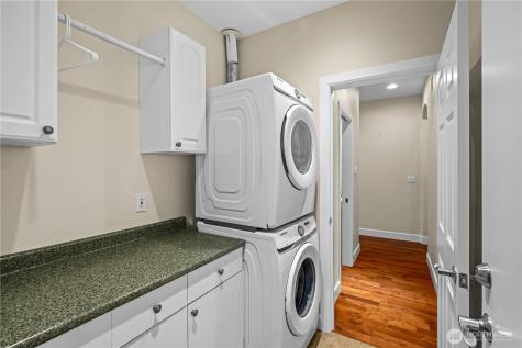 25314 SE 28th Street Sammamish WA 98075