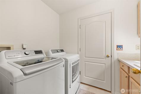 7137 Highlands Drive NE Olympia WA 98516