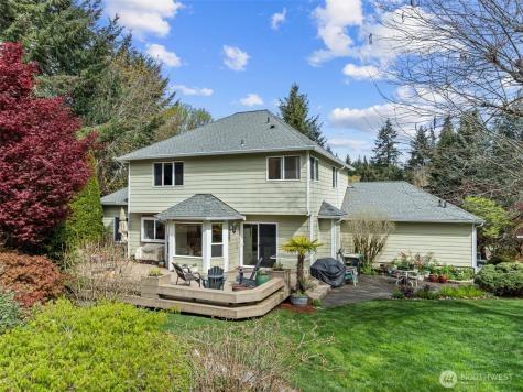 7137 Highlands Drive NE Olympia WA 98516