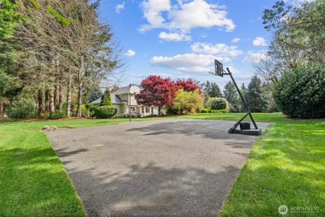 7137 Highlands Drive NE Olympia WA 98516