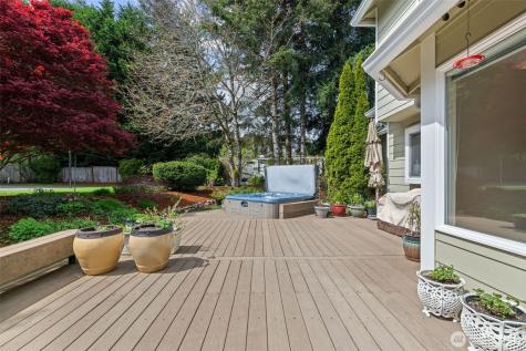 7137 Highlands Drive NE Olympia WA 98516