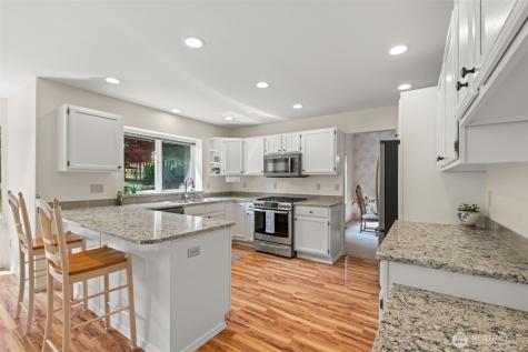 7137 Highlands Drive NE Olympia WA 98516