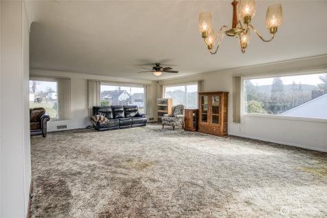 1007 Riverview Drive Aberdeen WA 98520