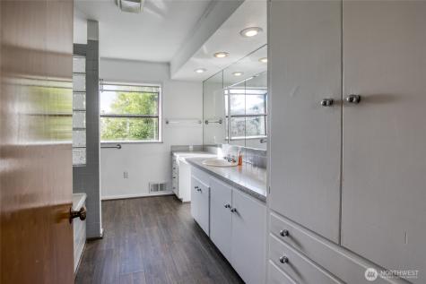 1007 Riverview Drive Aberdeen WA 98520