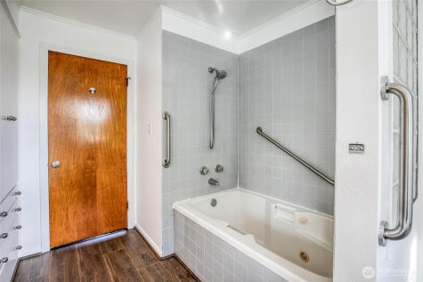 1007 Riverview Drive Aberdeen WA 98520