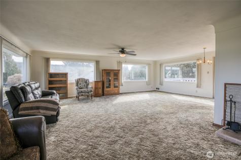 1007 Riverview Drive Aberdeen WA 98520