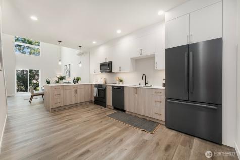 2017 W Bertona Seattle WA 98199