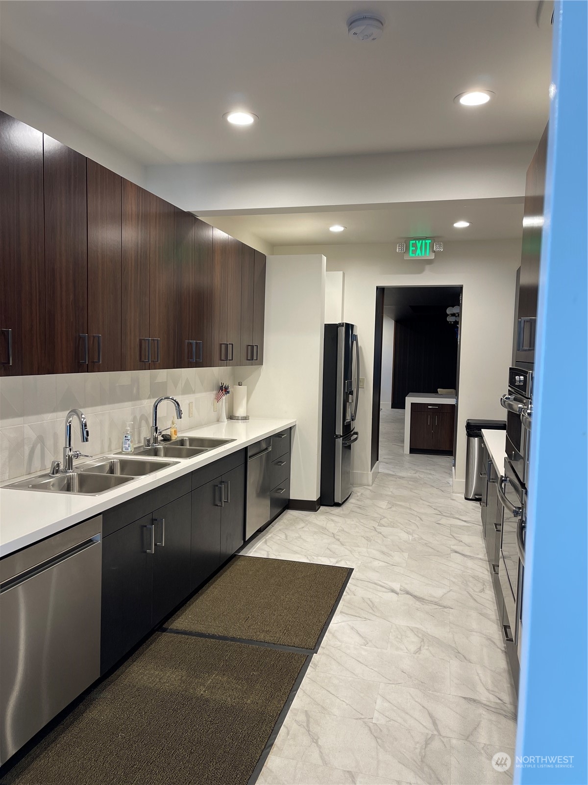 18318 35th Avenue S Seatac WA 98188