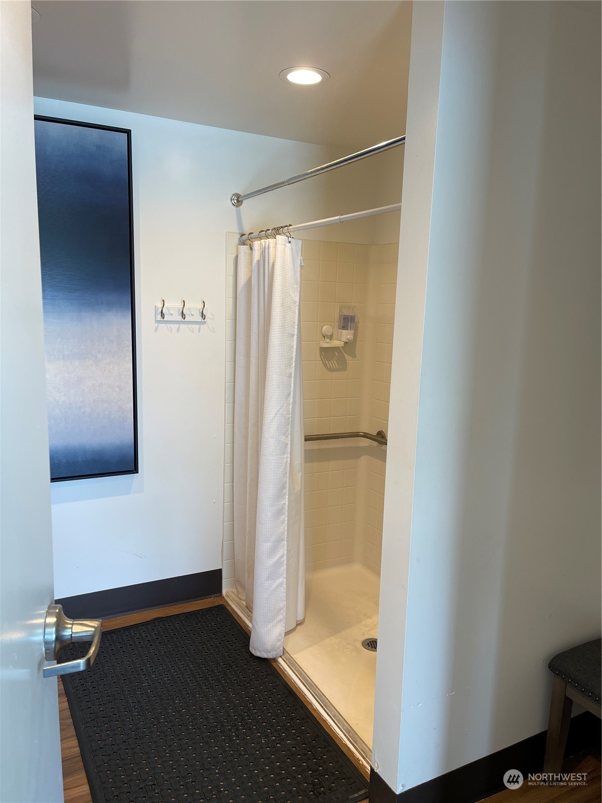 18318 35th Avenue S Seatac WA 98188