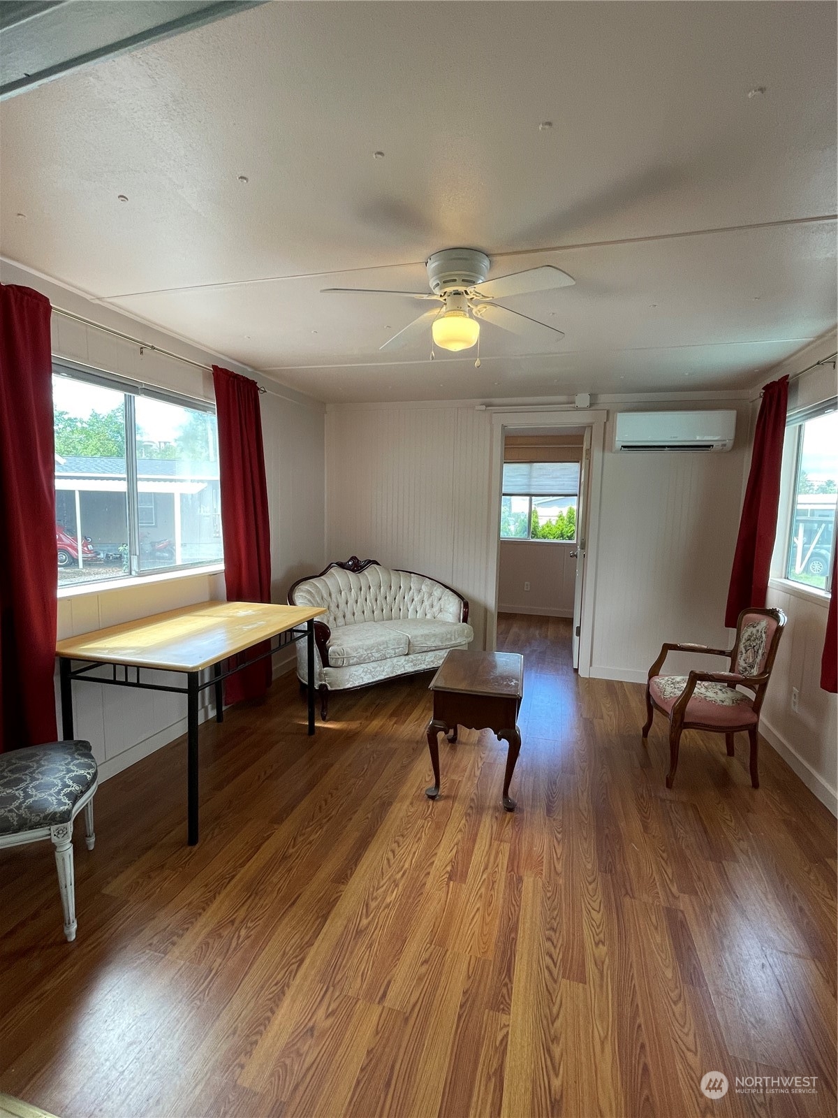 18318 35th Avenue S Seatac WA 98188