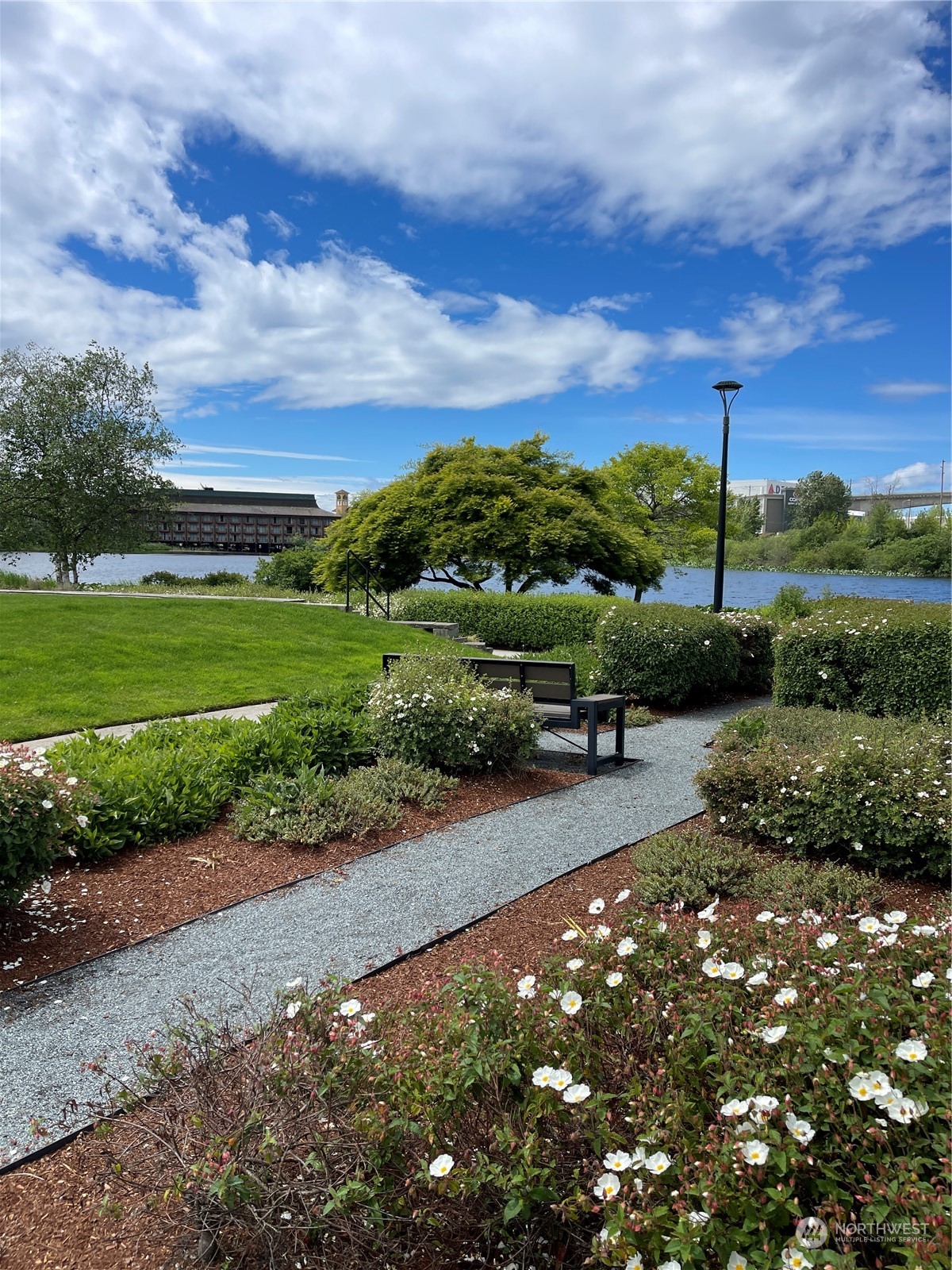 18318 35th Avenue S Seatac WA 98188