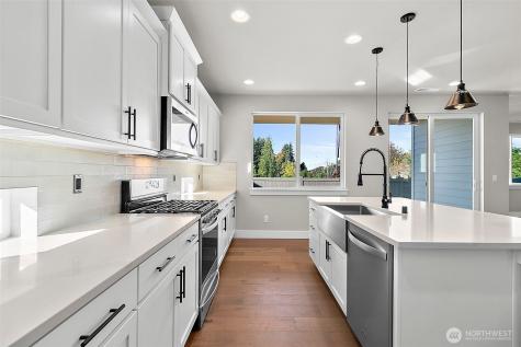14228 SE 284th Place Kent WA 98042