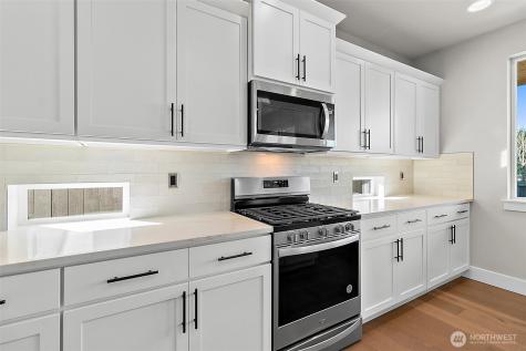 14228 SE 284th Place Kent WA 98042