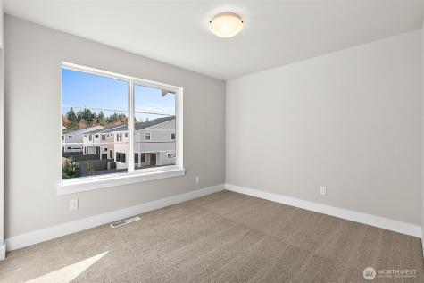 14228 SE 284th Place Kent WA 98042