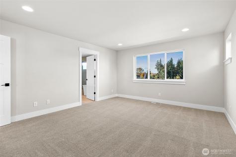 14228 SE 284th Place Kent WA 98042