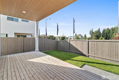 14228 SE 284th Place Kent WA 98042