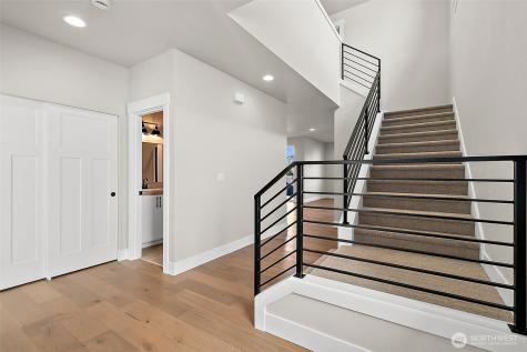 14228 SE 284th Place Kent WA 98042