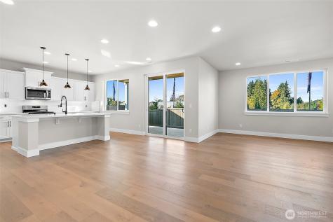 14228 SE 284th Place Kent WA 98042
