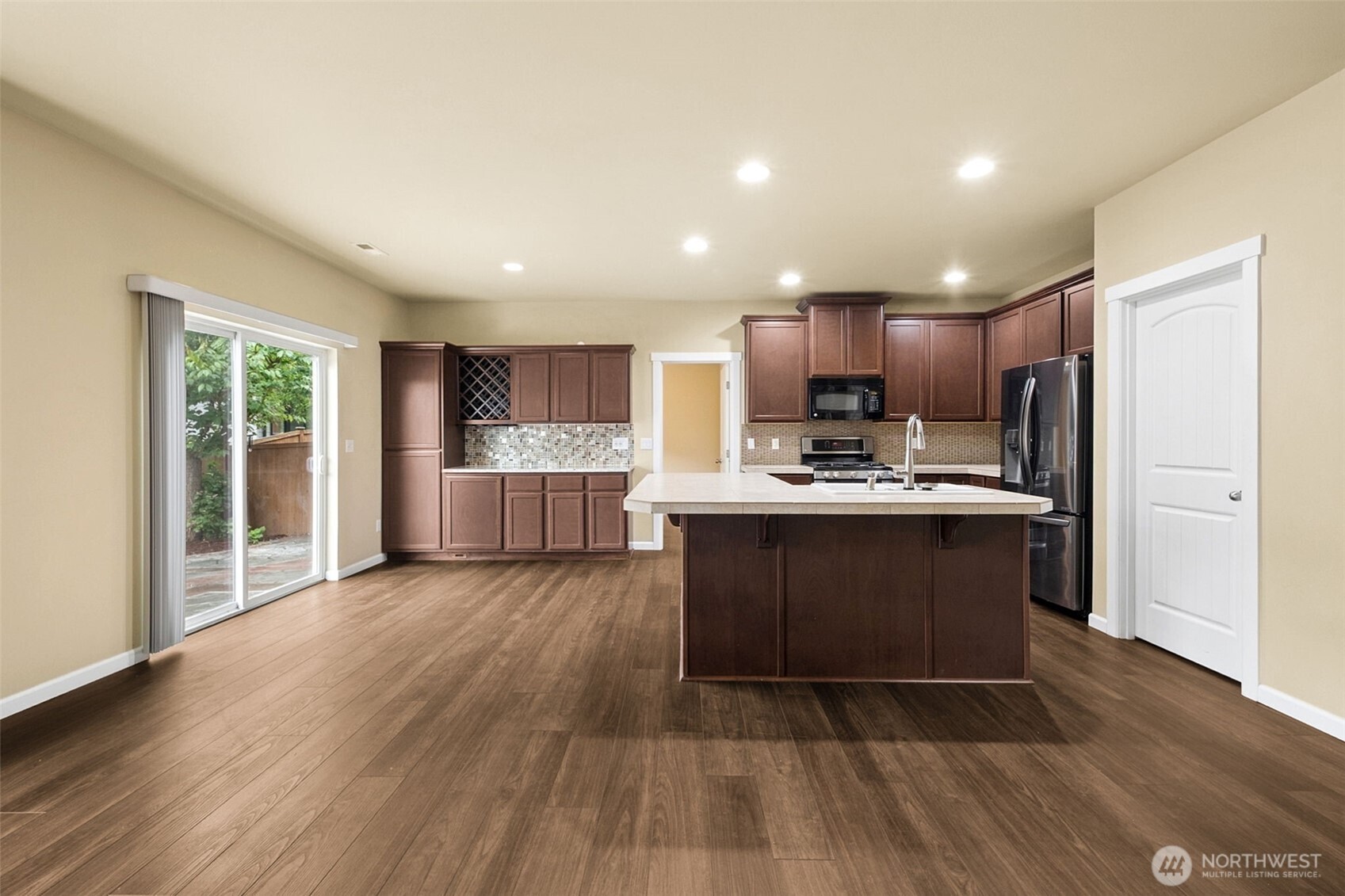 4411 S 330 Place Federal Way WA 98001