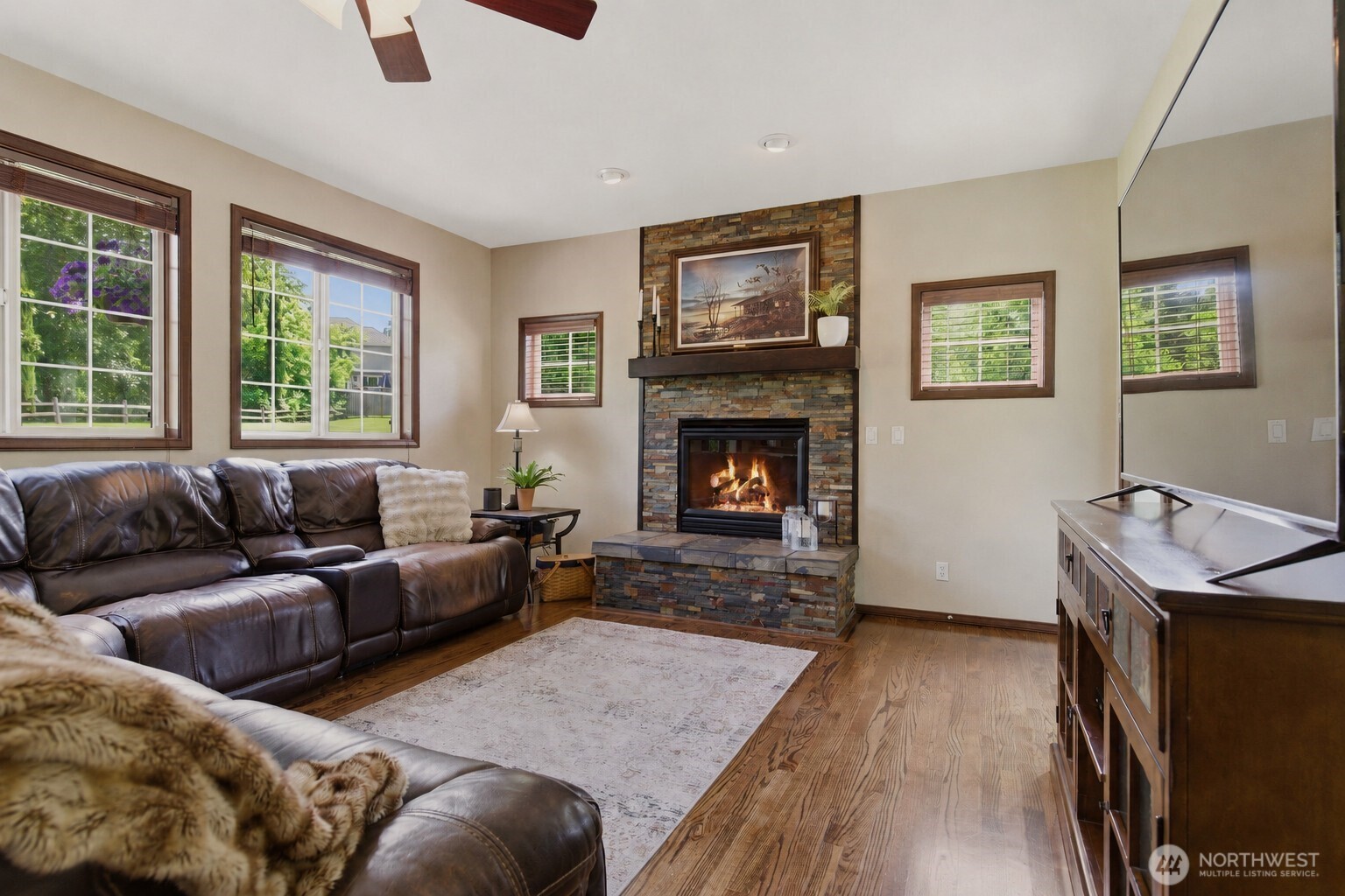 1409 27th Street SE Puyallup WA 98372