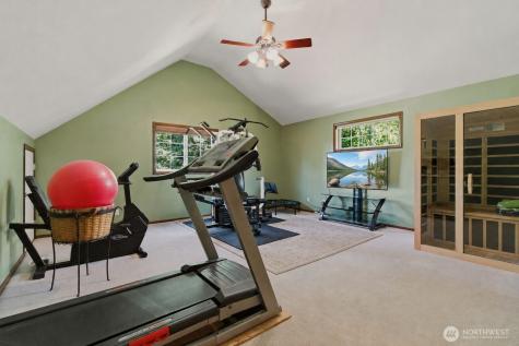 1409 27th Street SE Puyallup WA 98372
