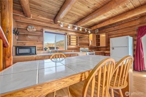 27538 Highway 97 Malott WA 98829