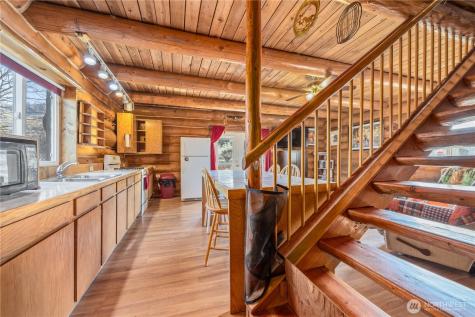 27538 Highway 97 Malott WA 98829
