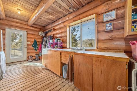 27538 Highway 97 Malott WA 98829