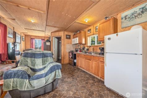 27538 Highway 97 Malott WA 98829