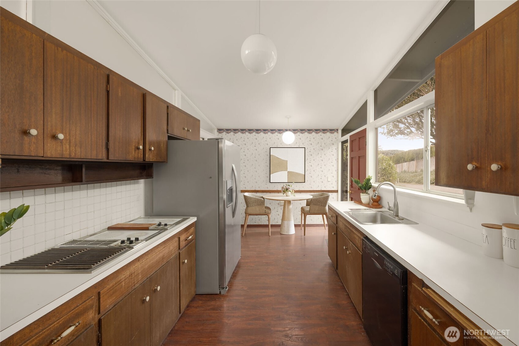 4360 Somerset Boulevard SE Bellevue WA 98006