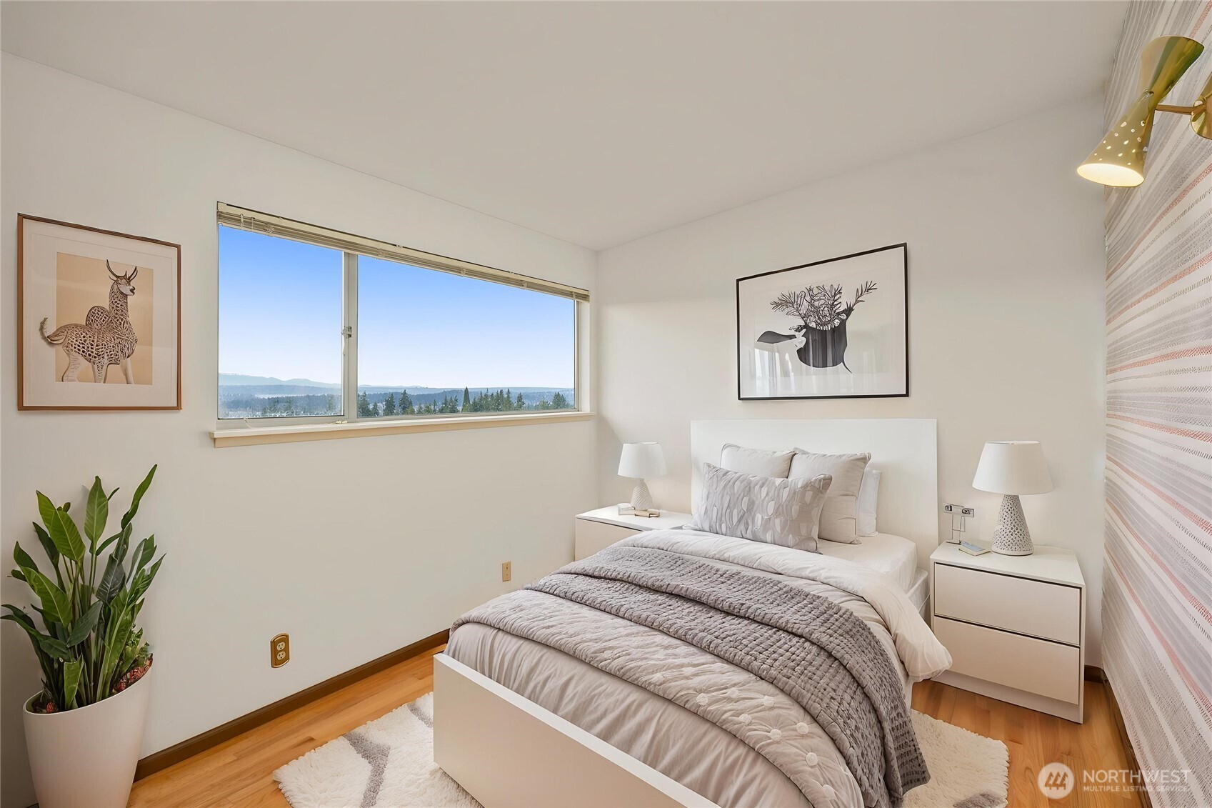 4360 Somerset Boulevard SE Bellevue WA 98006