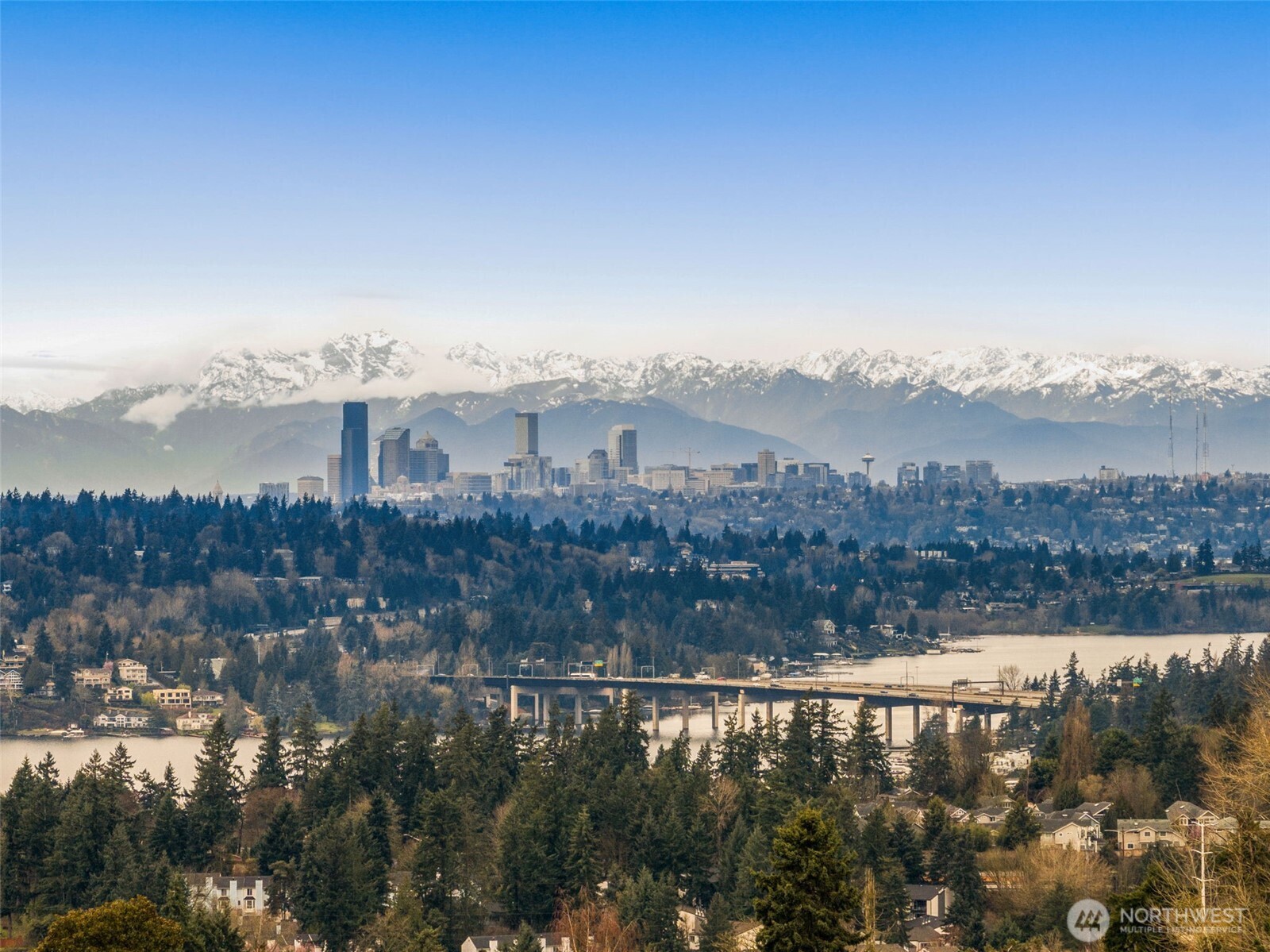 4360 Somerset Boulevard SE Bellevue WA 98006