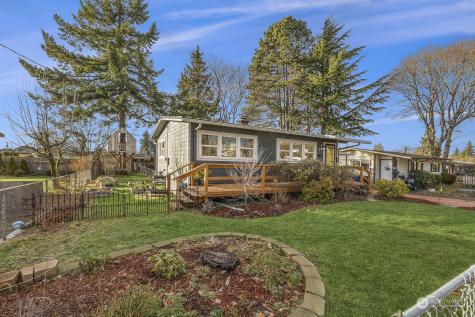 807 Edmonds Avenue Ne Renton WA 98056