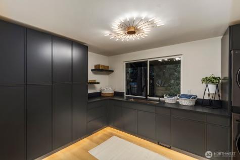 14824 119th Ave NE Kirkland WA 98034