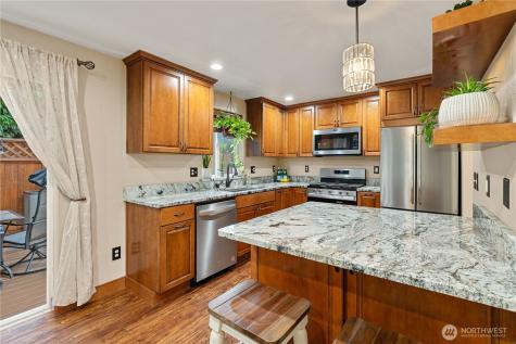 214 Dallas Street Mount Vernon WA 98274