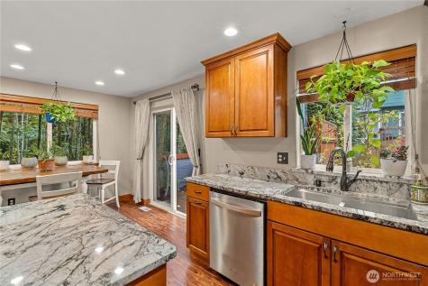 214 Dallas Street Mount Vernon WA 98274