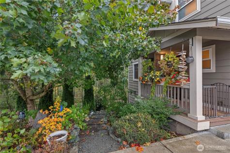 214 Dallas Street Mount Vernon WA 98274