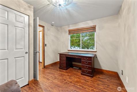 214 Dallas Street Mount Vernon WA 98274