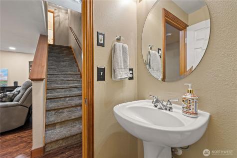 214 Dallas Street Mount Vernon WA 98274